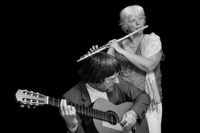 Duo Poetico: Gertrud Krebs (Querflöte) und Franz Slaboch (Gitarre)