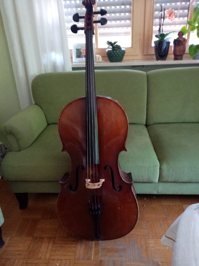 Cello Hecht